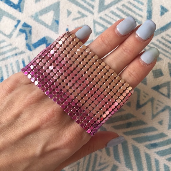 Pink Ombré Bracelet - Picture 4 of 4